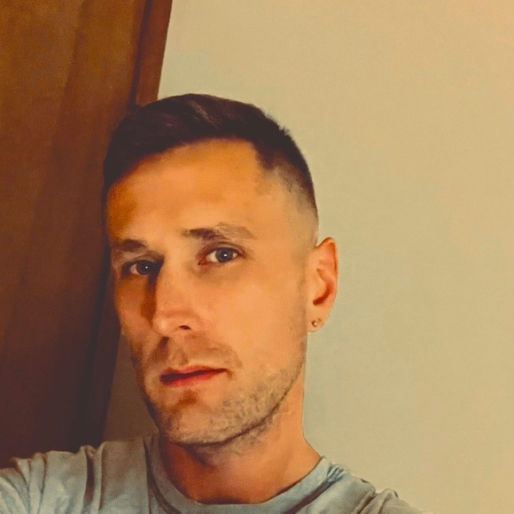 Noah - Picture 2 of 4